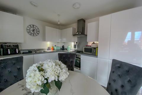 1 bedroom apartment for sale, Dunnock Road, Essex CM17