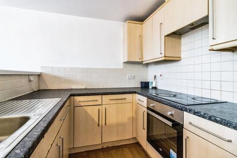 2 bedroom apartment to rent, Silchester Drive, Manchester M40