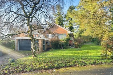 3 bedroom bungalow for sale, Heighley Castle Way, Crewe CW3