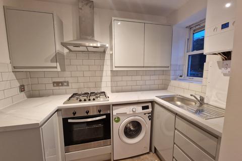 2 bedroom apartment to rent, Portsmouth PO1