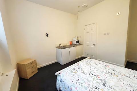 1 bedroom property to rent, Balmoral Road, Kent ME7