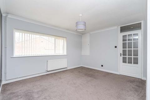 1 bedroom flat to rent, Grafton Gardens, Hampshire SO16