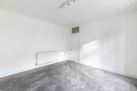 2 bedroom flat to rent, Anselm Road, Fulham, SW6