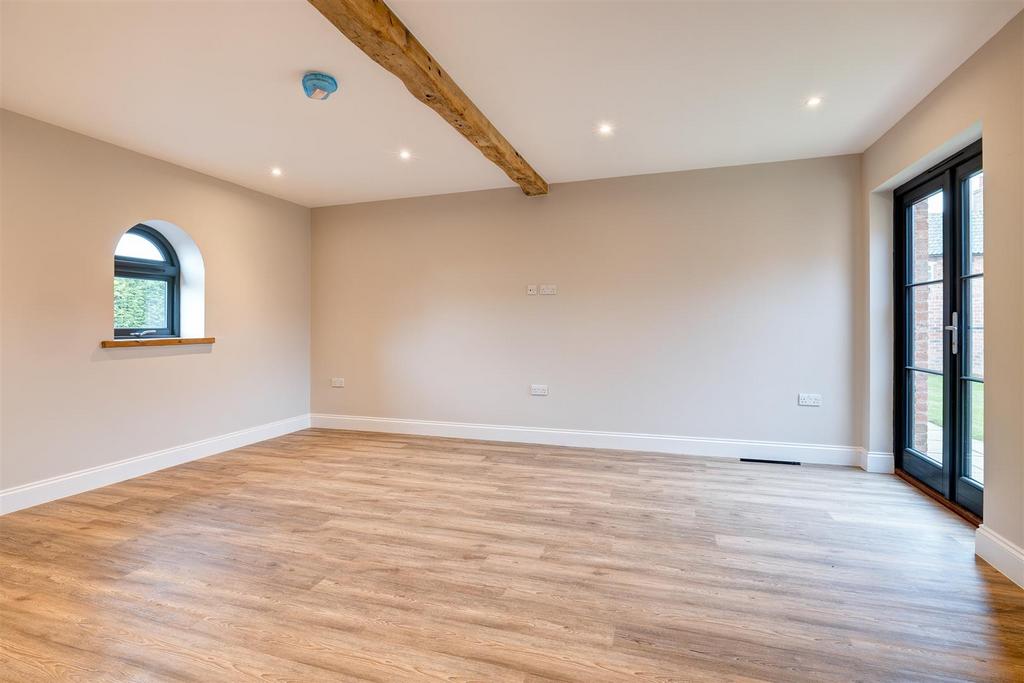 NG13 0 GL Overfields Barn-014.jpg