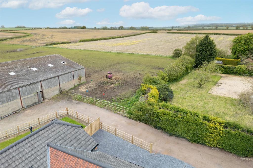 NG13 0 GL Overfields Barn-034.jpg