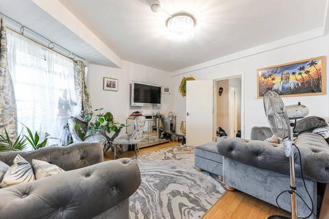 1 bedroom flat to rent, Oaklands Estate, Clapham, London, SW4