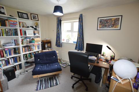 47 Bentley Close, Loughborough, LE11 1SY