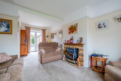 2 bedroom end of terrace house for sale, East Green Drive, Stratford-Upon-Avon