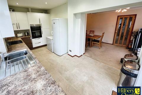 3 bedroom end of terrace house for sale, Heron Way, Upminster, Essex, RM14