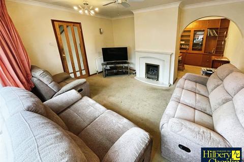 3 bedroom end of terrace house for sale, Heron Way, Upminster, Essex, RM14