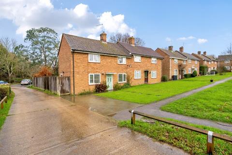 3 bedroom semi-detached house to rent, The Meadows, Biddenden