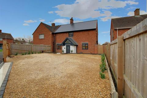 3 bedroom semi-detached house for sale, Milton Avenue, Gloucester