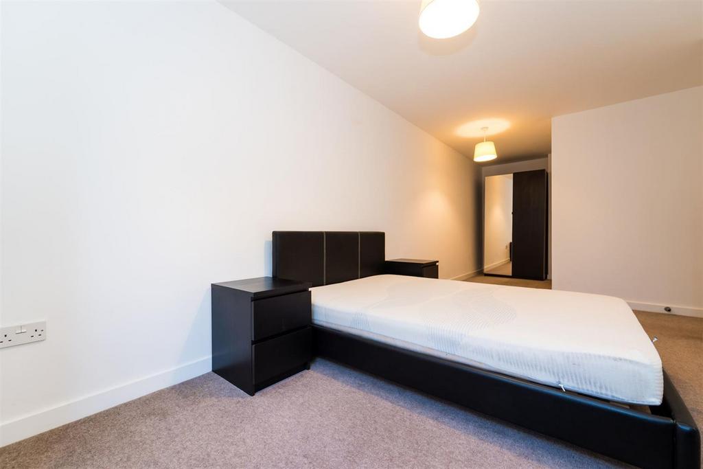 1st Bedroom.jpg