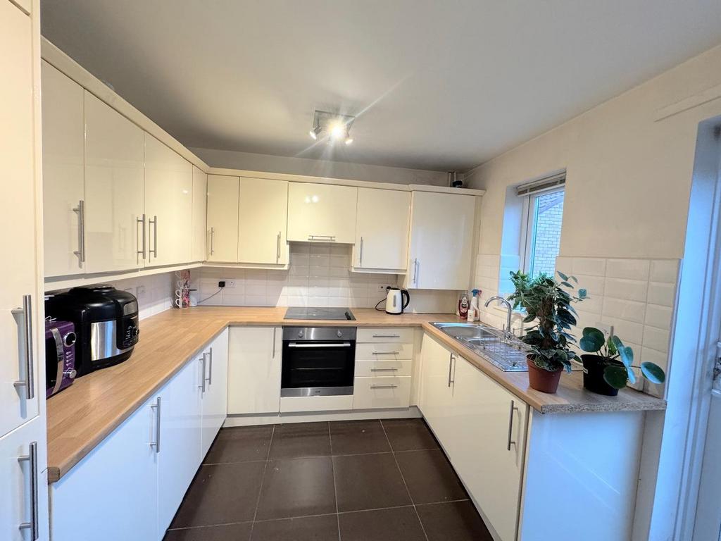 Dining kitchen