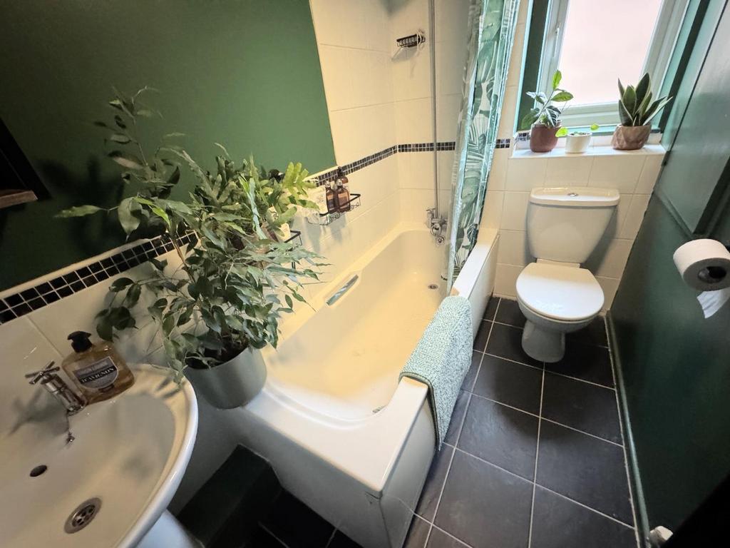 Family bathroom