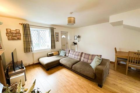 2 bedroom end of terrace house for sale, Prince Street, Silsden,