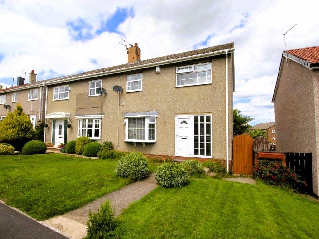 Three bed Semi Detached House For Sale