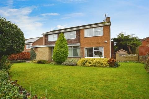 4 bedroom detached house for sale, Old School Lane, Bottesford