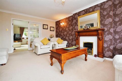 4 bedroom detached house for sale, Old School Lane, Bottesford