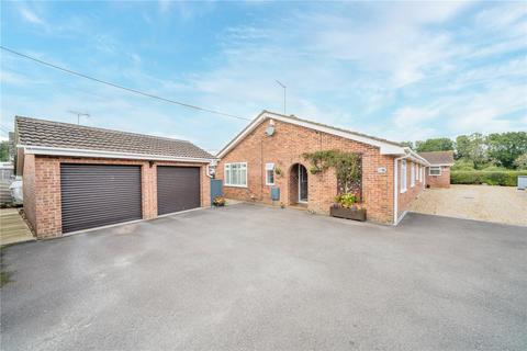 4 bedroom bungalow for sale, Station Road, Alderholt, Fordingbridge, Hampshire, SP6