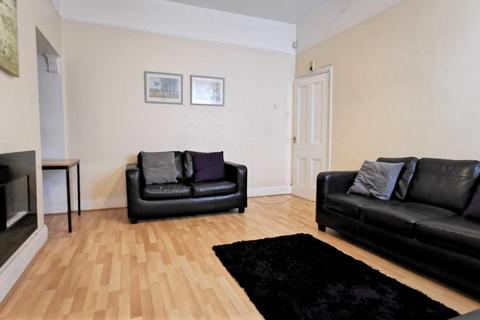 2 bedroom flat to rent, Glenthorn Road, Tyne and Wear NE2