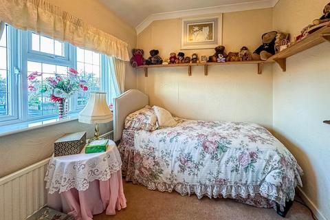 67 Stoney Lane, Hall Green, Wakefield, WF4 3LS