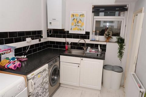 3 bedroom semi-detached house for sale, Valiant Avenue, Plymouth PL5