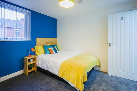 5 bedroom terraced house to rent, St. Margaret Road, Coventry