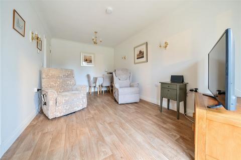 1 bedroom bungalow for sale, Fontwell Avenue, Eastergate, Chichester