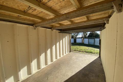 Garage to rent, St Francis Road, Salisbury SP1