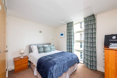 1 bedroom flat to rent, Consort Rise, Buckingham Palace Road, Pimlico, London, SW1W