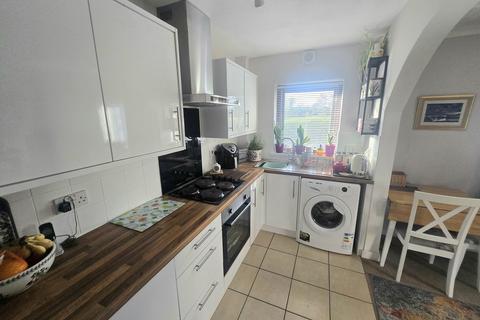 2 bedroom ground floor flat for sale, The Clicketts, Tenby, Pembrokeshire, SA70