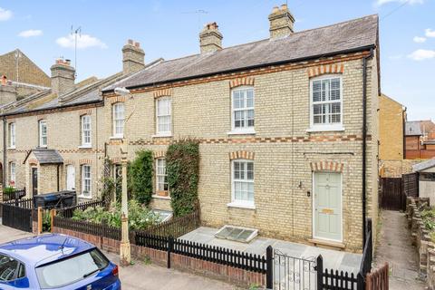 3 bedroom end of terrace house to rent, St. Johns Street, Hertford