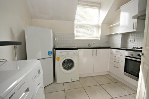 1 bedroom flat to rent, Dean Road, Willesden Green