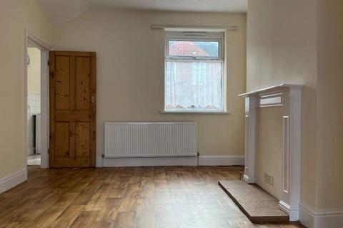 2 bedroom terraced house to rent, 135 Belvoir Street, Hull, HU5 3LS