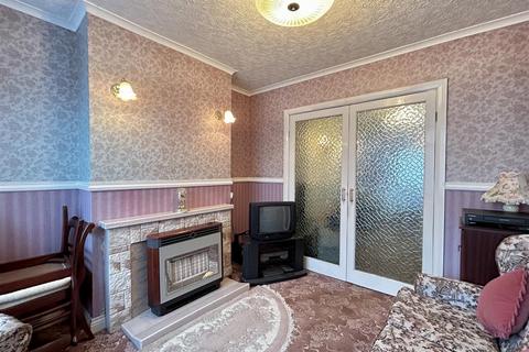 3 bedroom semi-detached house for sale, Newfield Crescent, Halesowen