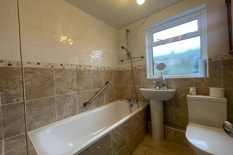 16 Northcote Road, Gravesend, DA11 7BS