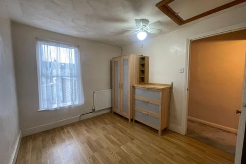 16 Northcote Road, Gravesend, DA11 7BS