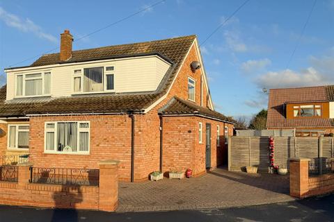 3 bedroom semi-detached house for sale, St. Swithins Drive, Lower Quinton, Stratford-Upon-Avon