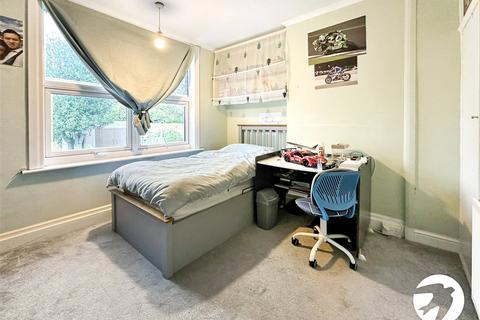 92 Boundary Road, Chatham, ME4 6UQ