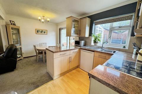 4 bedroom semi-detached house for sale, Station Fields, Telford TF2