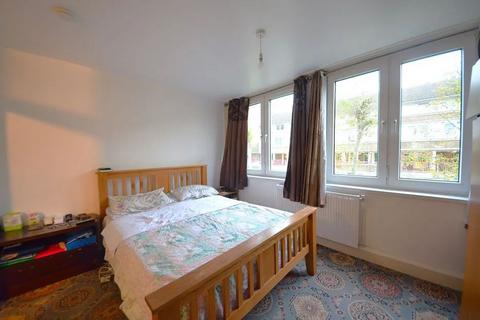 1 bedroom flat for sale, East Surrey Grove, Peckham, London, London, SE15 6EB