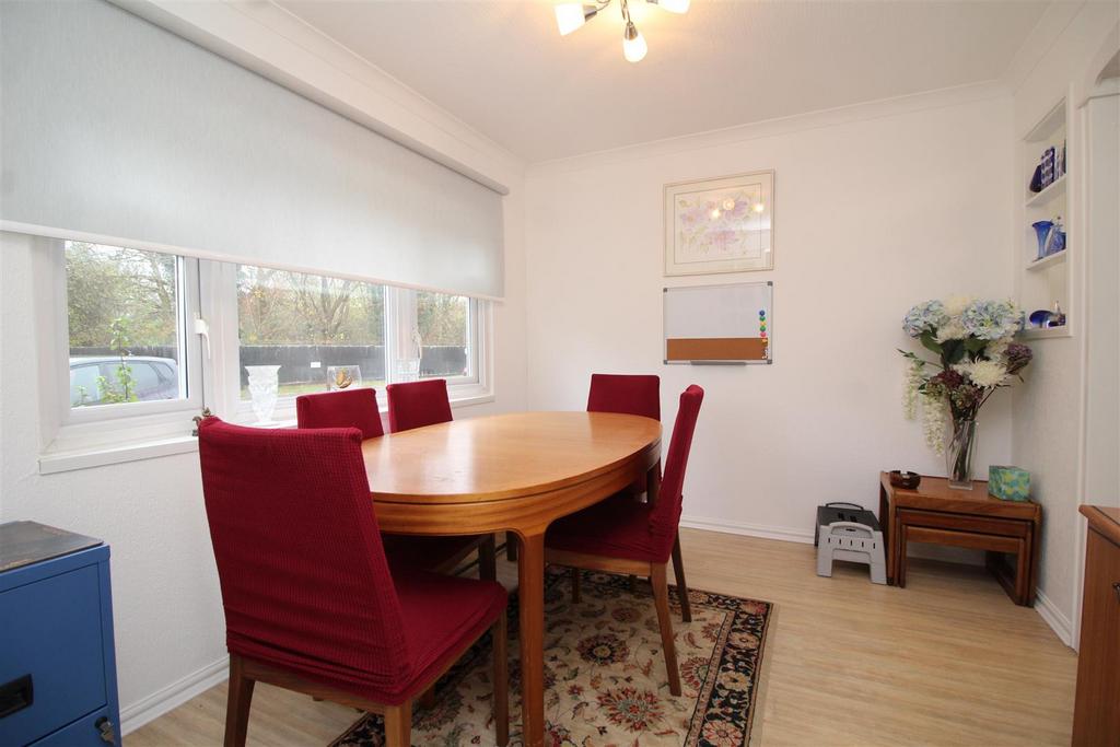 Dining room .JPG