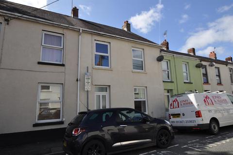 2 bedroom terraced house for sale, St. Davids Street, Carmarthen