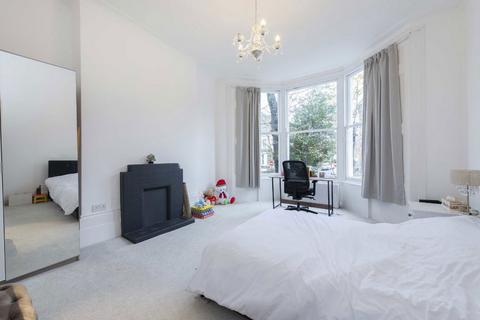 6 bedroom terraced house for sale, Evering Road, London N16