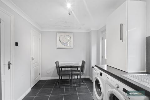 2 bedroom terraced house for sale, Karina Close, Chigwell IG7