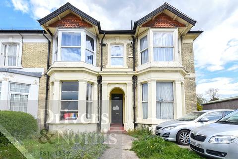 1 bedroom apartment to rent, Alexandra Grove, North Finchley, London, N12