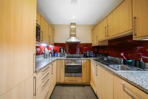 1 bedroom flat for sale, Western Gateway, London, E16 1BJ