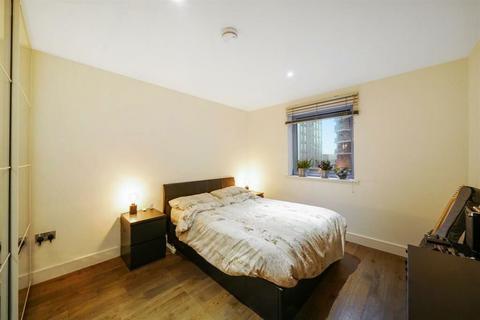 1 bedroom flat for sale, Western Gateway, London, E16 1BJ