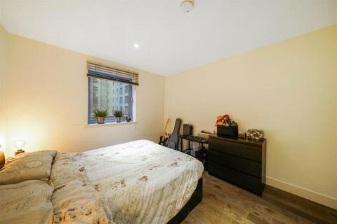 1 bedroom flat for sale, Western Gateway, London, E16 1BJ